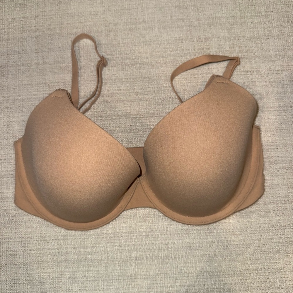 SKIMS Fits Everybody T-Shirt Bra